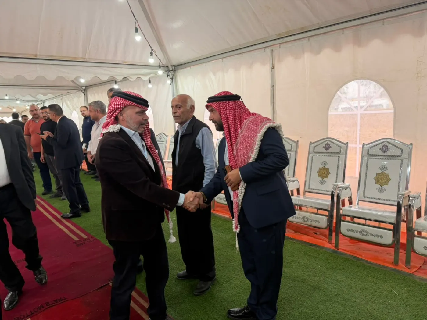 الأمير علي والأميرة ريم العلي يقدمان واجب العزاء بشهداء الوطن في الكرك