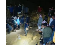 مأساة السيول.. محافظ البلقاء يكشف ما حدث للفتاتين ووالدهما داخل الوادي