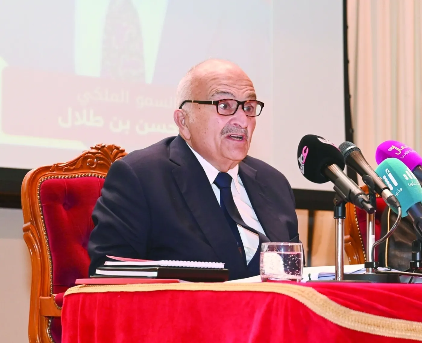 الأمير الحسن: الأردن لن يكون لقمة سائغة
