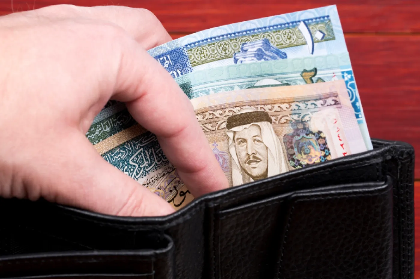 مطالبة بشمول متقاعدي الضمان بزيادة الرواتب.. من تشمل حتى الآن؟