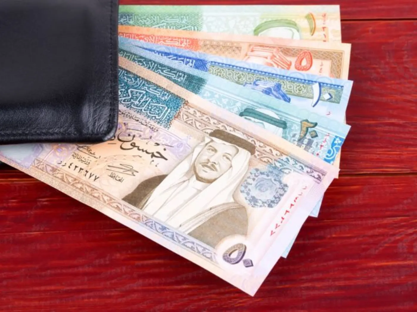 لمن يعرفهم.. الحكومة تنشر أسماء آلاف الأردنيين وتحذر من الحجز على أموالهم